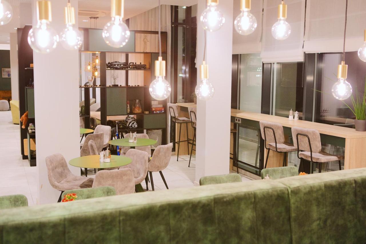 Adagio Access Hotel